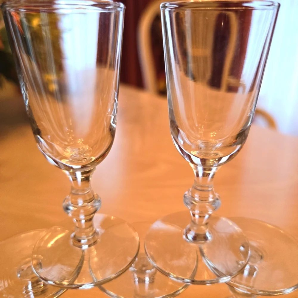 Vintage 5-Piece Mid-Century Ribbed Rim Cordial Glasses Ornate Stemware